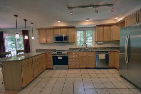86 Myricks St, Berkley, MA 02779 photo 3
