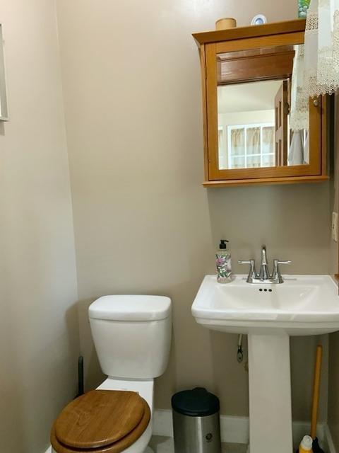 15 Meredith St, Springfield, MA 01108 photo 12