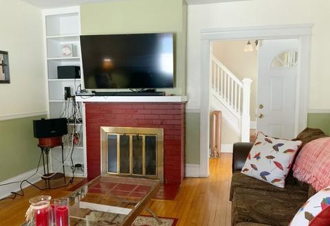 15 Meredith St, Springfield, MA 01108 photo 8