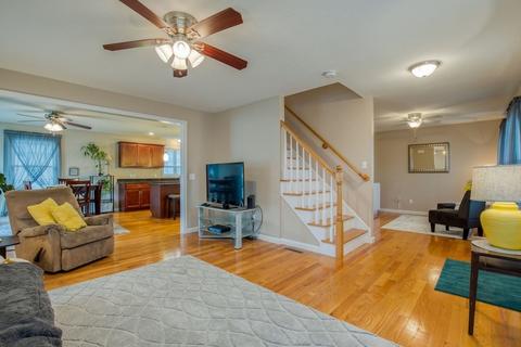 10 Pearson Dr, Springfield, MA 01119 photo 12