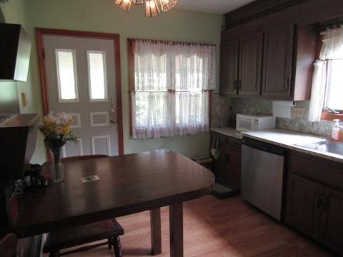 202 Curve St, Dedham, MA 02026 photo 8