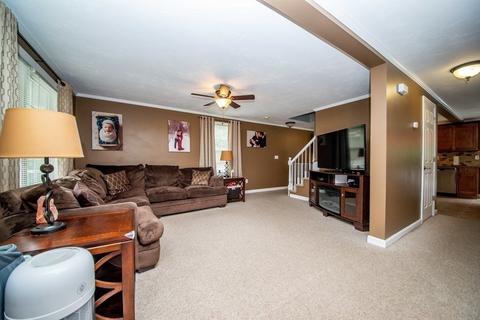 10 Nicholas Dr, Wareham, MA 02571 photo 13