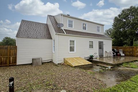 155 Arcadia Blvd, Springfield, MA 01118 photo 3