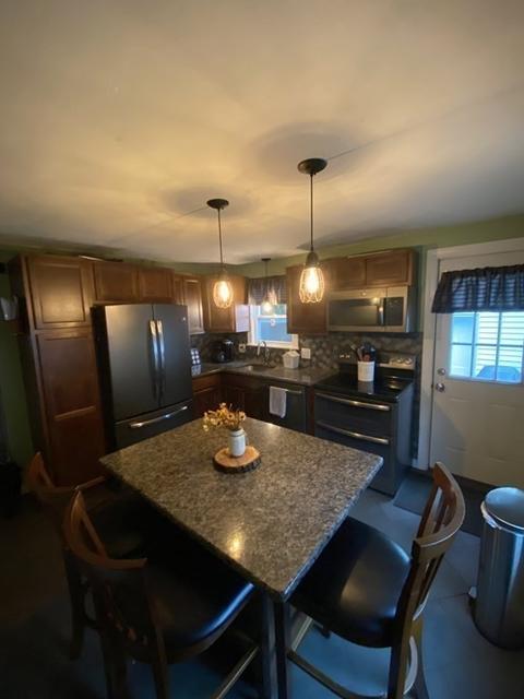 136 Prentice St, Springfield, MA 01104 photo 6
