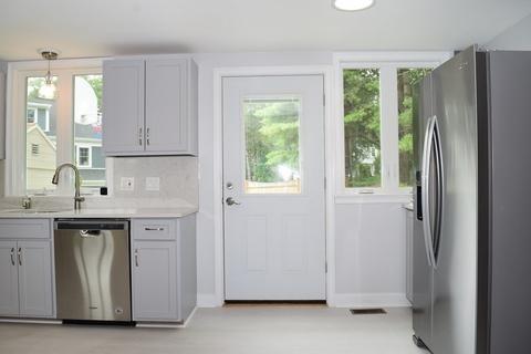 511 Central Ave, Needham, MA 02494 photo 4