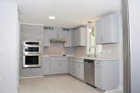 511 Central Ave, Needham, MA 02494 photo 3