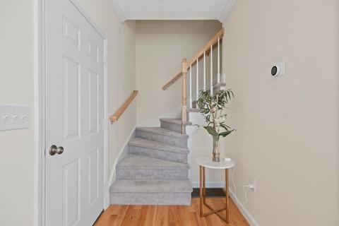 486 Hamilton St, Worcester, MA 01604 photo 23