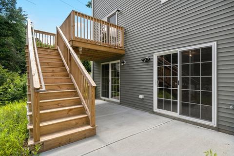 486 Hamilton St, Worcester, MA 01604 photo 41