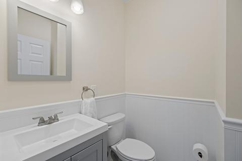 486 Hamilton St, Worcester, MA 01604 photo 22