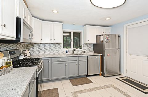 65 Everett St, Canton, MA 02021 photo 13