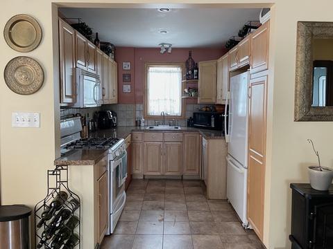 26 Milton St, Fall River, MA 02720 photo 17
