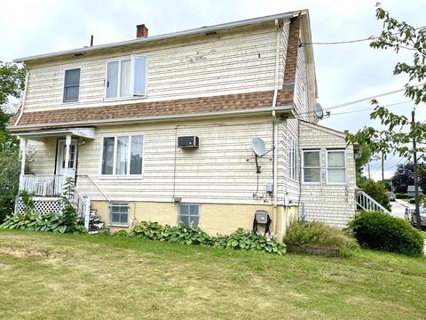 26 Milton St, Fall River, MA 02720 photo 4
