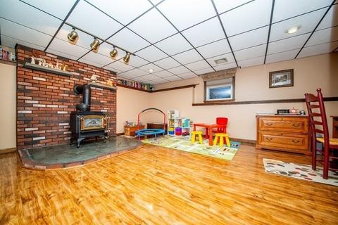 71 Waring St, Fall River, MA 02720 photo 25