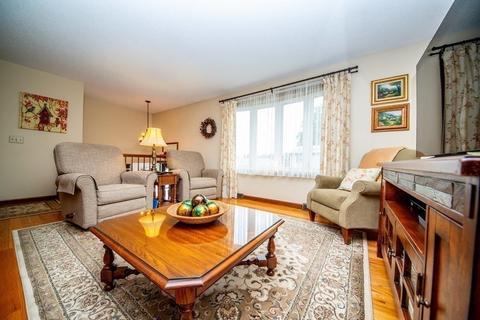 71 Waring St, Fall River, MA 02720 photo 6
