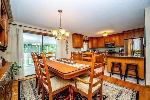 71 Waring St, Fall River, MA 02720 photo 11