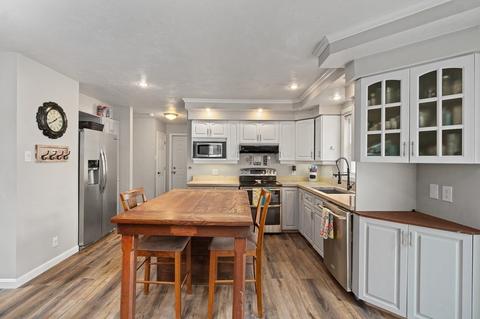 39 Howe Rd, Spencer, MA 01562 photo 4