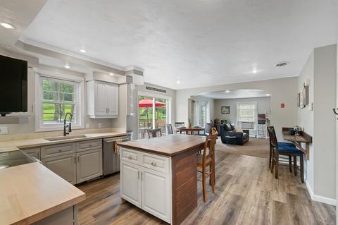 39 Howe Rd, Spencer, MA 01562 photo 2