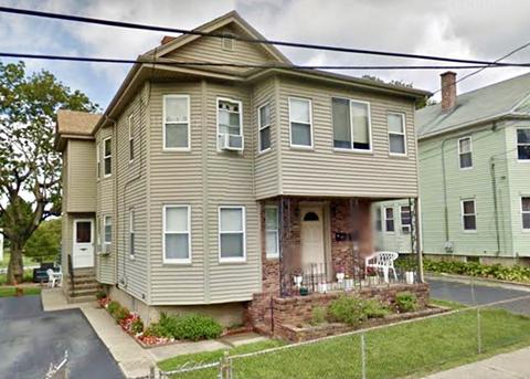 8 Dover St, Fairhaven, MA 02719 photo 1