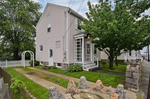 21 Exchange St, Gloucester, MA 01930 photo 3