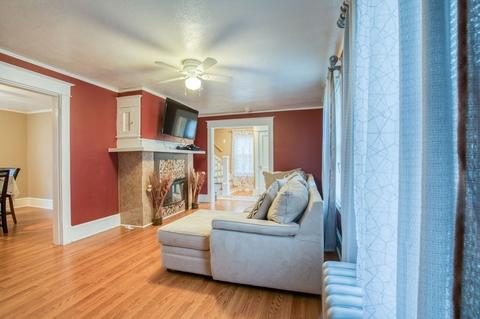216 Jasper St, Springfield, MA 01109 photo 11