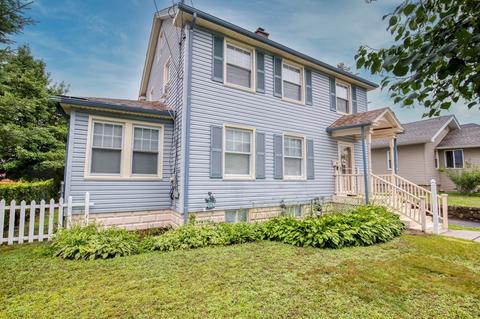 216 Jasper St, Springfield, MA 01109 photo 2