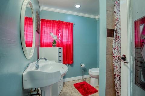 216 Jasper St, Springfield, MA 01109 photo 21