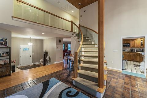 1 Rolleston Rd, Marblehead, MA 01945 photo 6