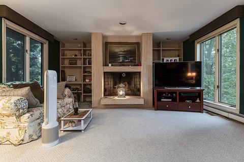 1 Rolleston Rd, Marblehead, MA 01945 photo 4