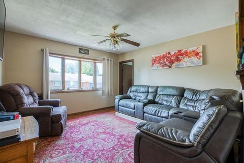 50 Shepherd St, Chicopee, MA 01013 photo 7
