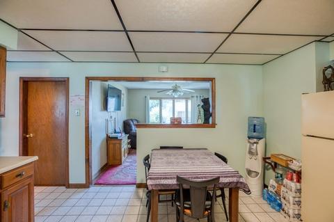 50 Shepherd St, Chicopee, MA 01013 photo 5