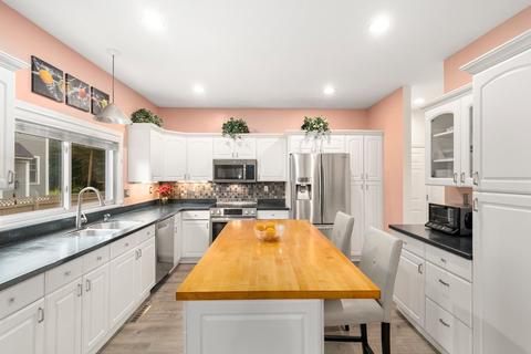 77 Ardmore Rd, Needham, MA 02494 photo 8