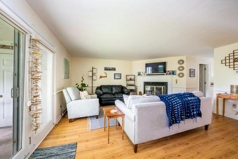 287 Ocean St #B3, Hyannis, MA 02601 photo 8