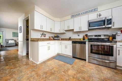 287 Ocean St #B3, Hyannis, MA 02601 photo 4