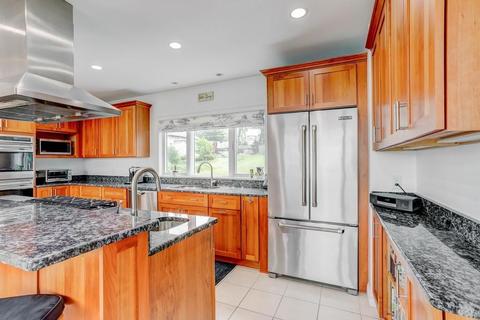 7 Melvin Ave, Beverly, MA 01915 photo 21