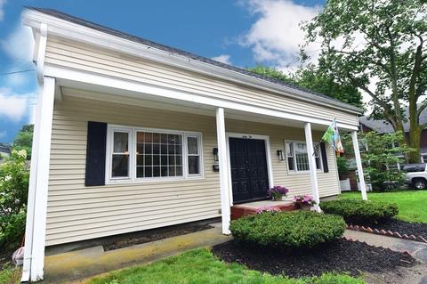 62 Wright St, Stoneham, MA 02180 photo 3