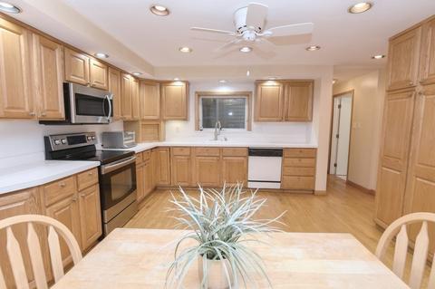 62 Wright St, Stoneham, MA 02180 photo 6