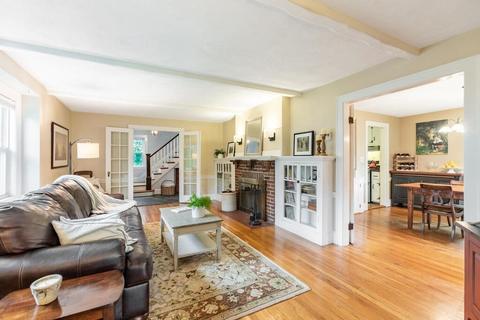 33 Winter St, Reading, MA 01867 photo 4
