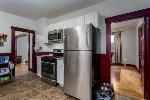 162 Heard St, Worcester, MA 01603 photo 8
