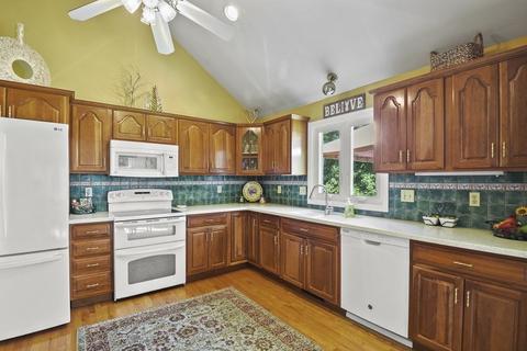 3 Okemo Ridge Rd, Sutton, MA 01590 photo 4