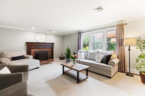 32 Jasons Path, Walpole, MA 02081 photo 5