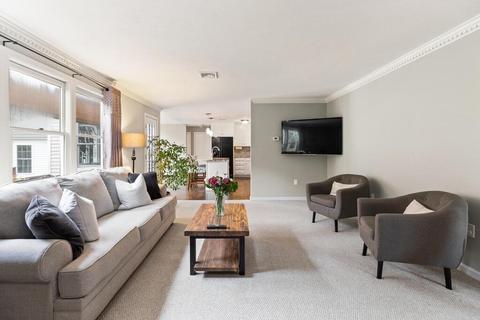 32 Jasons Path, Walpole, MA 02081 photo 6