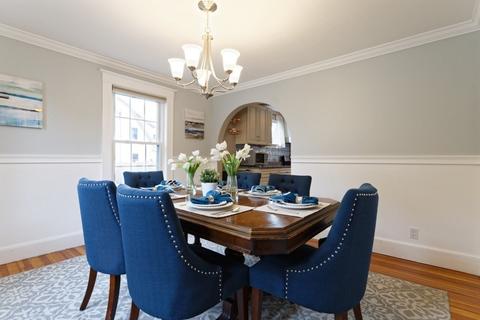 8 Laurel St, Beverly, MA 01915 photo 4