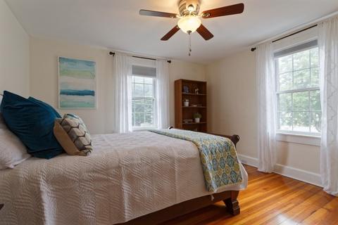 8 Laurel St, Beverly, MA 01915 photo 14