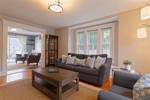 8 Laurel St, Beverly, MA 01915 photo 11
