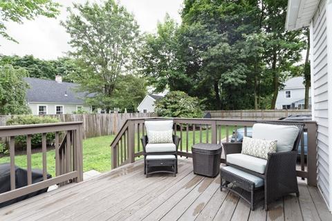 8 Laurel St, Beverly, MA 01915 photo 20