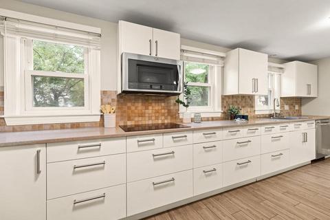11 Parker St, Acton, MA 01720 photo 6