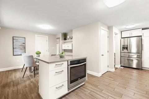 11 Parker St, Acton, MA 01720 photo 8