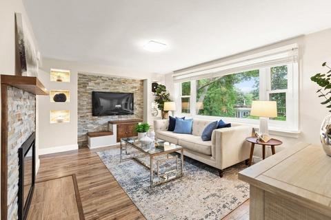11 Parker St, Acton, MA 01720 photo 4