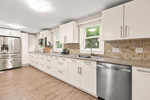 11 Parker St, Acton, MA 01720 photo 7
