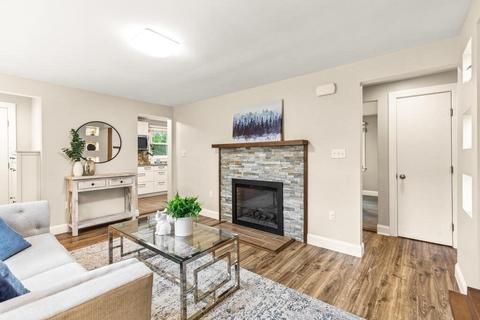 11 Parker St, Acton, MA 01720 photo 3